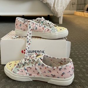 Brand new floral supergas